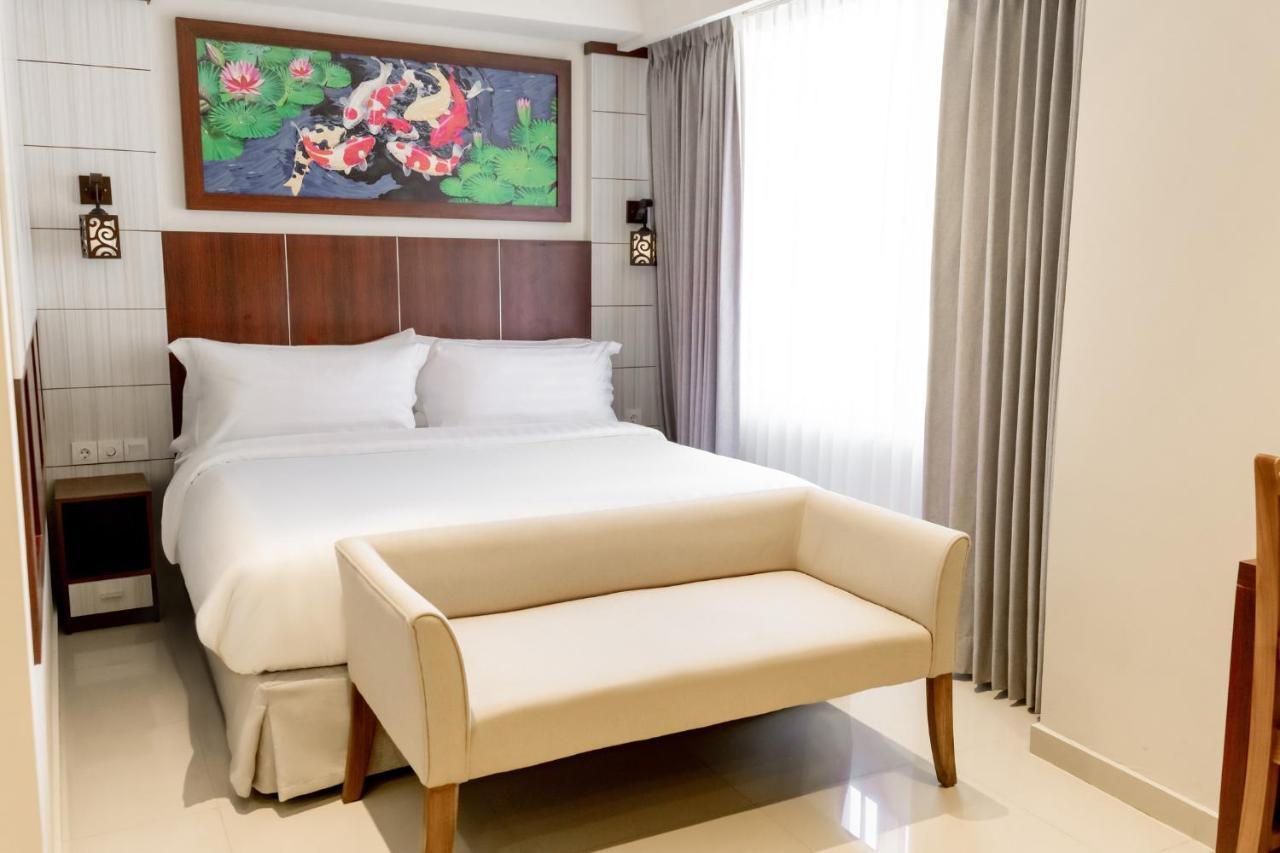 Aston Denpasar Hotel & Convention Exterior photo