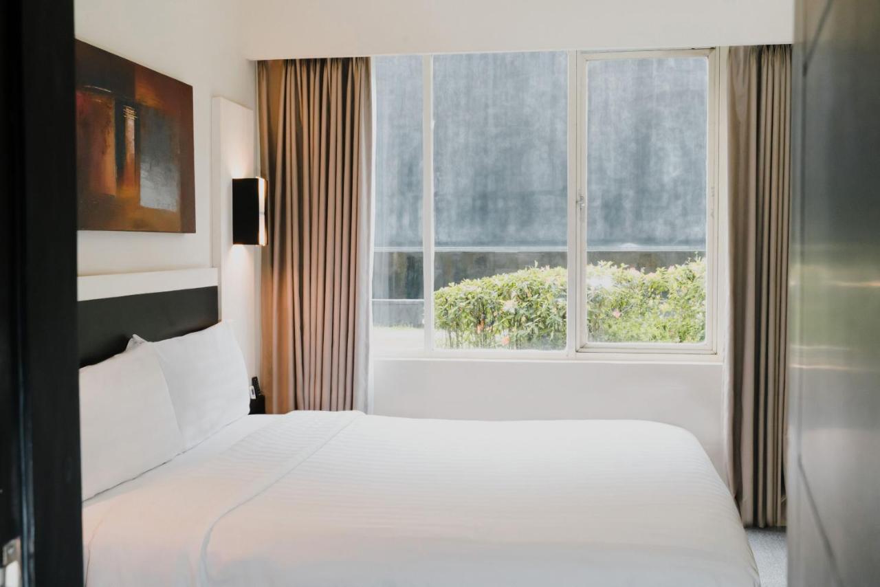 Aston Denpasar Hotel & Convention Exterior photo
