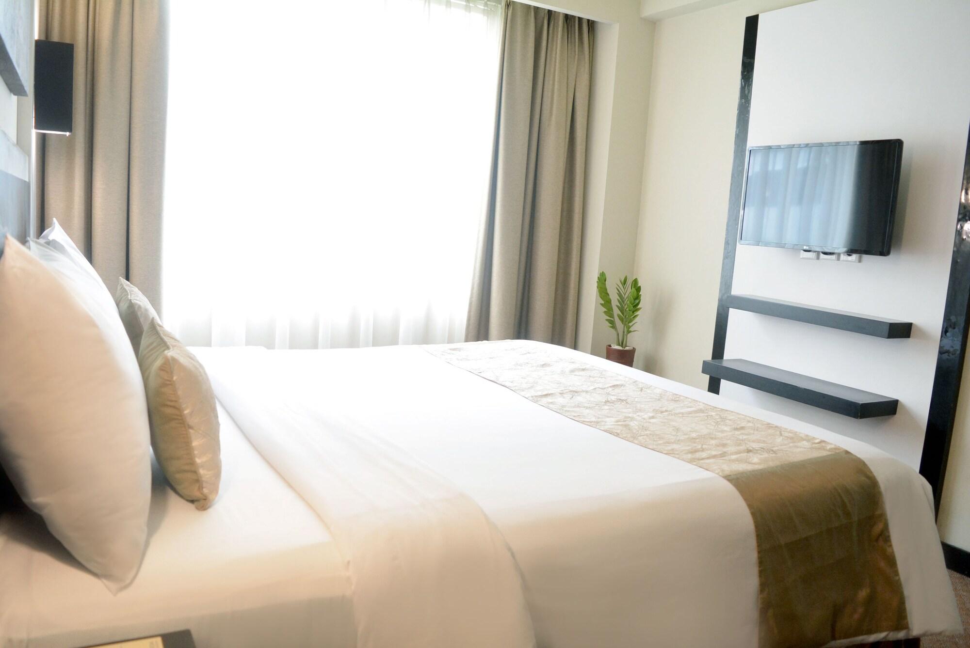 Aston Denpasar Hotel & Convention Exterior photo