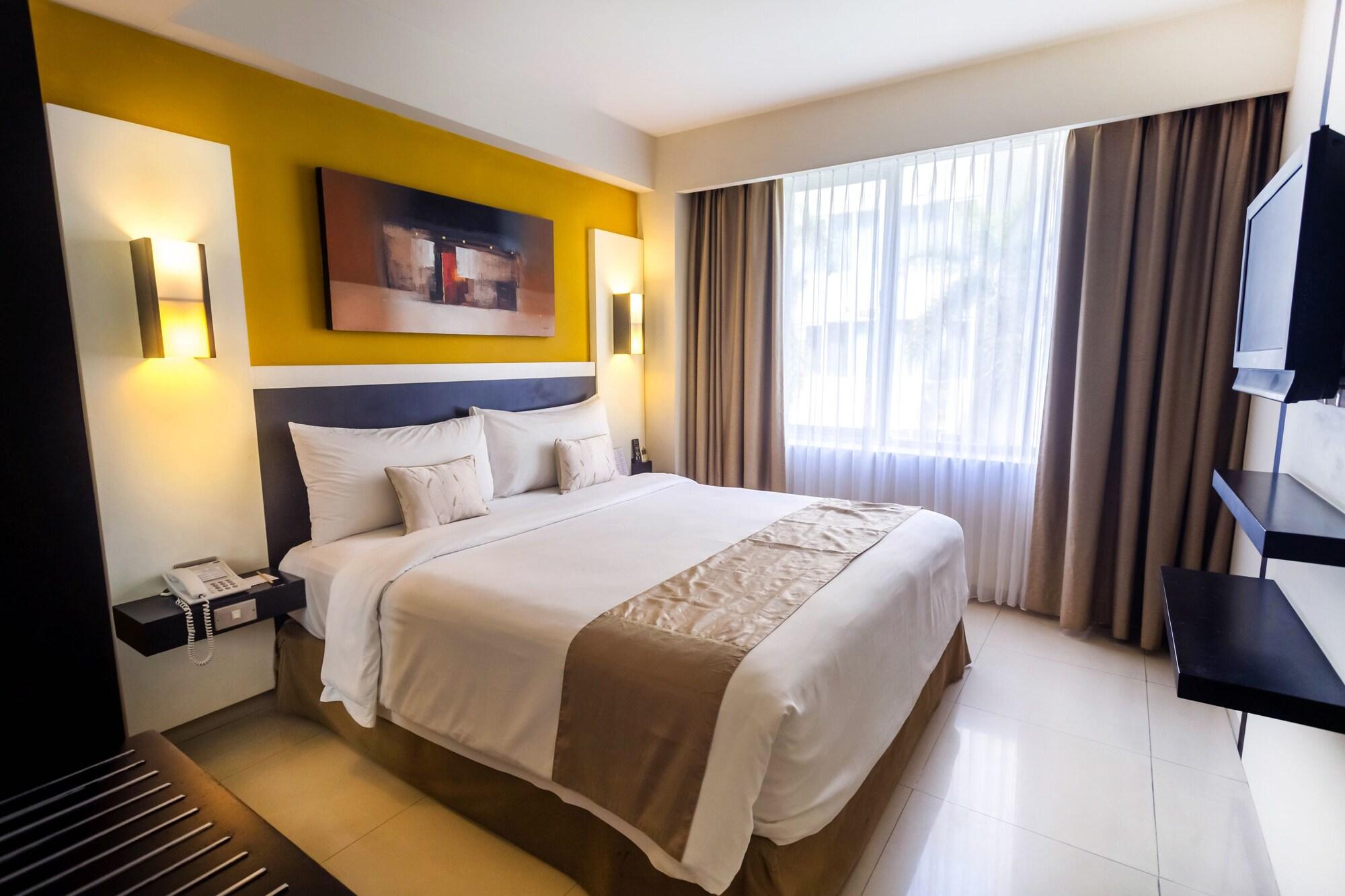 Aston Denpasar Hotel & Convention Exterior photo
