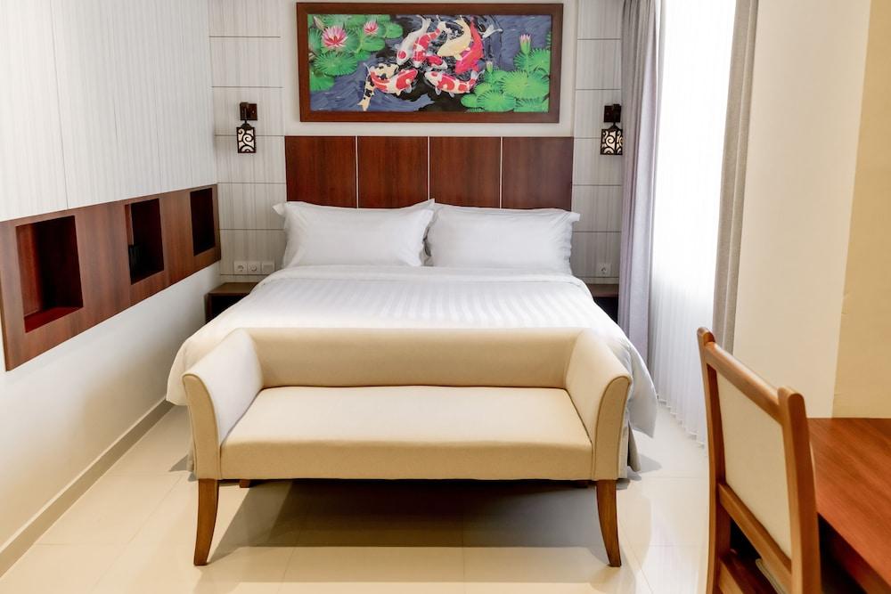 Aston Denpasar Hotel & Convention Exterior photo