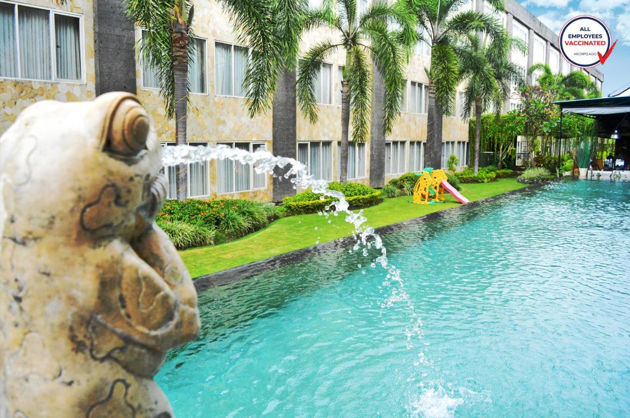 Aston Denpasar Hotel & Convention Exterior photo